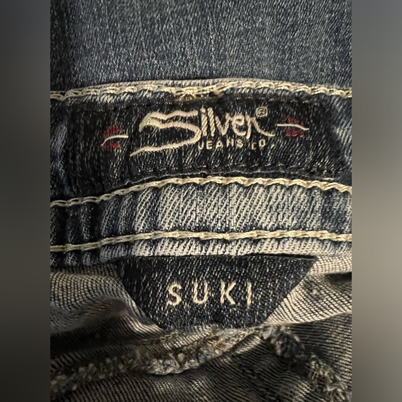Silver Suki Capri jeans, size 24 - Picture 9 of 9